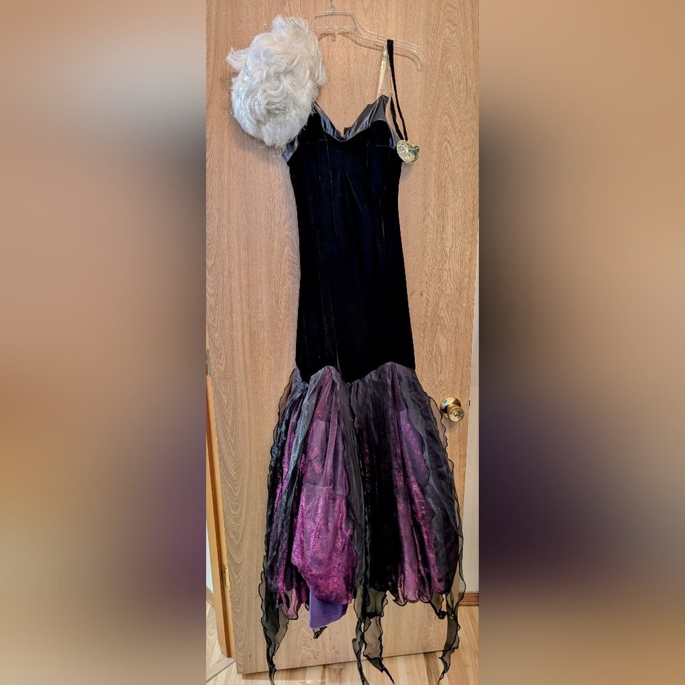 Disney Women Ursula Costume